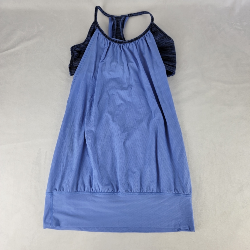 Lululemon Women's No Limits Activewear Blue Tank Top‎ With Bra No Padding Size 6